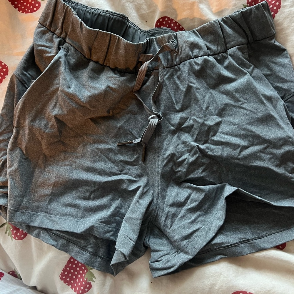 lululemon drawstrings athletic shorts